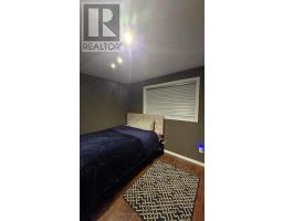 1462 GLENGARRY AVENUE - 18