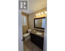 1462 GLENGARRY AVENUE - 21