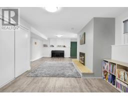 43 FINSBURY CRESCENT - 26