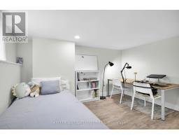 43 FINSBURY CRESCENT - 29