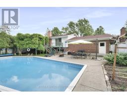 43 FINSBURY CRESCENT - 37