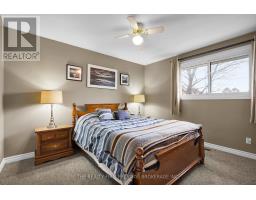 213 HIGHVIEW DRIVE - 18