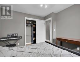 213 HIGHVIEW DRIVE - 21