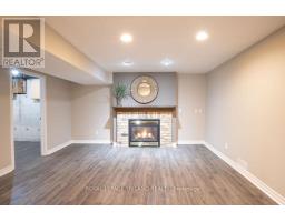 56 - 971 ADELAIDE STREET S - 27