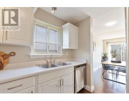 56 - 971 ADELAIDE STREET S - 8