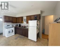 70 WOODROW CRESCENT - 6