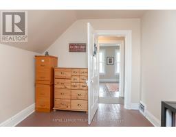 15 EAGLE STREET - 28