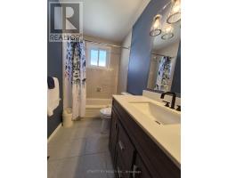 72 CORINTH COURT - 18