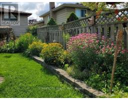 72 CORINTH COURT - 34