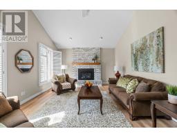 5 LAVENDER WAY - 20