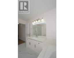 16 - 519 RIVERSIDE DRIVE - 17