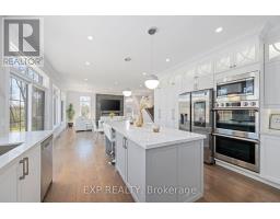 191 QUEEN STREET - 11