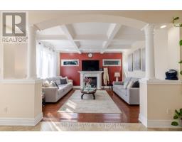 1095 CORONATION DRIVE - 13