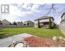 1095 CORONATION DRIVE - 36
