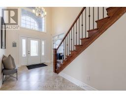 1095 CORONATION DRIVE - 7
