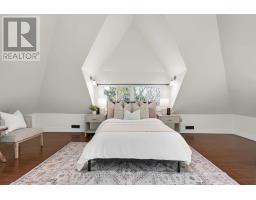 18 BELGRAVE AVENUE - 20