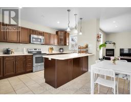 18 BELGRAVE AVENUE - 36