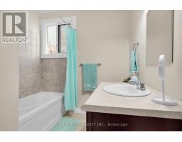 18 BELGRAVE AVENUE - 39