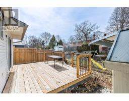 25 COTTONWOOD CRESCENT - 33