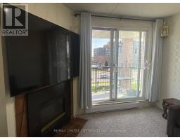121 - 1096 JALNA BOULEVARD - 15