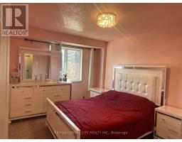 121 - 1096 JALNA BOULEVARD - 16