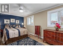 60 - 511 ADMIRAL DRIVE - 16