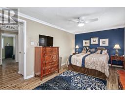 60 - 511 ADMIRAL DRIVE - 17