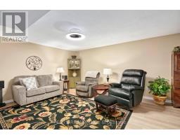 60 - 511 ADMIRAL DRIVE - 25