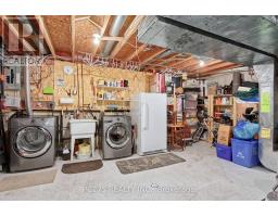60 - 511 ADMIRAL DRIVE - 26
