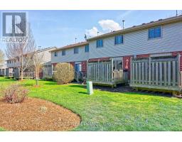 60 - 511 ADMIRAL DRIVE - 32