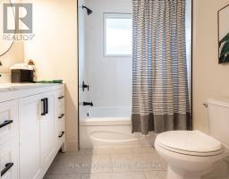 59 SURREY CRESCENT - 10