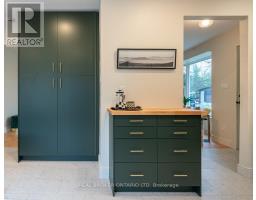 59 SURREY CRESCENT - 5