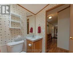 5A STEWART STREET - 30