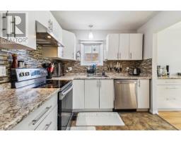 218 MARTINET AVENUE - 16