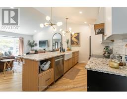 21 MCGILL PLACE - 12