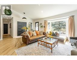 21 MCGILL PLACE - 18