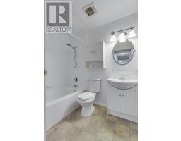 702 - 1600 ADELAIDE STREET N - 31