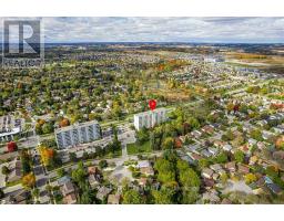 702 - 1600 ADELAIDE STREET N - 40