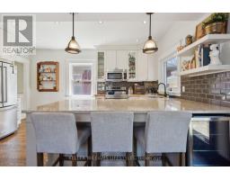 51 CATHCART STREET - 19