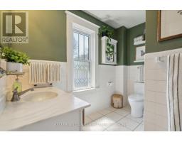 51 CATHCART STREET - 31