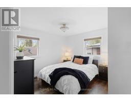 221 MERLIN CRESCENT - 11