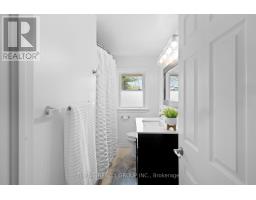 221 MERLIN CRESCENT - 14