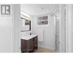 221 MERLIN CRESCENT - 17