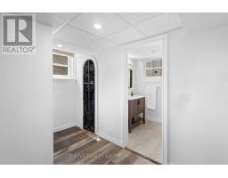 221 MERLIN CRESCENT - 18