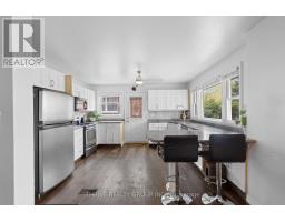221 MERLIN CRESCENT - 6