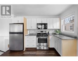 221 MERLIN CRESCENT - 7