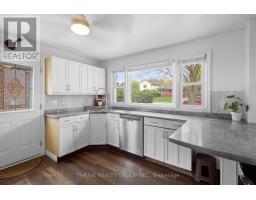 221 MERLIN CRESCENT - 8