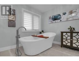 2217 DAUNCEY CRESCENT E - 15