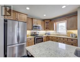 48 AMBLESIDE DRIVE - 16