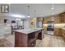 48 AMBLESIDE DRIVE - 18